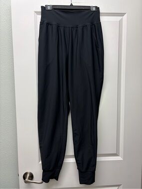 Women’s Black Powersoft High Rise Athletic Jogger Pants Active Medium Tall